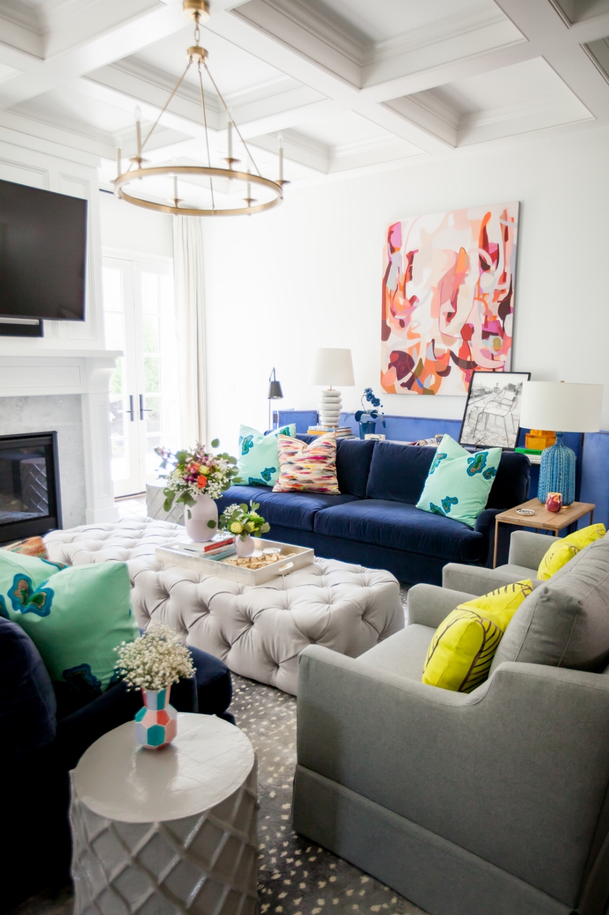 Contemporary living room designed by Kendall Simmons, featured by top US lifestyle blog, Hello! Happiness